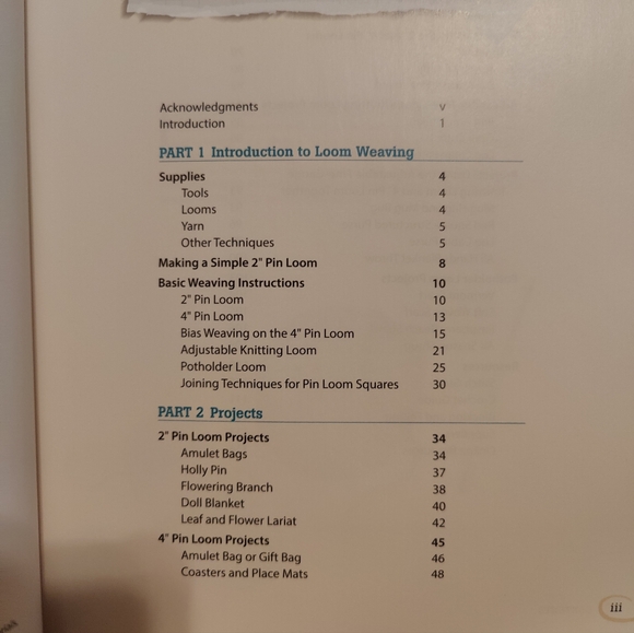 New book Pin loom weaving to go, by Margaret Stump - Picture 4 of 5